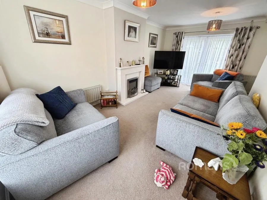 Mitcham Road, Camberley, GU15, photo 10
