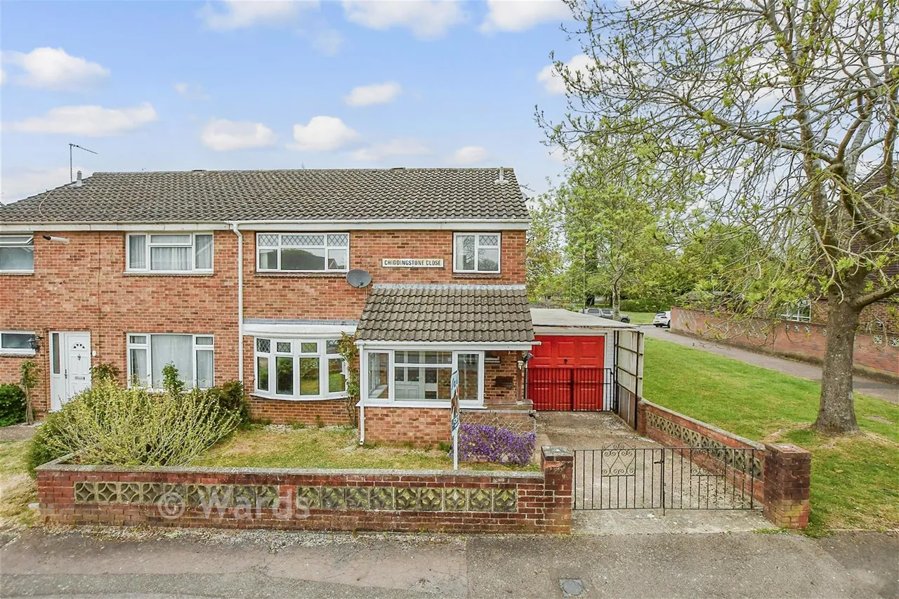 3 bed house for sale, Chiddingstone Close, Maidstone, ME15