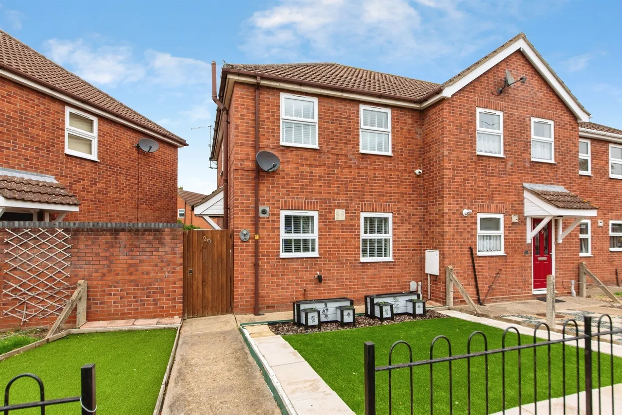 2 bed house for sale, Water Lane, Spalding, PE11