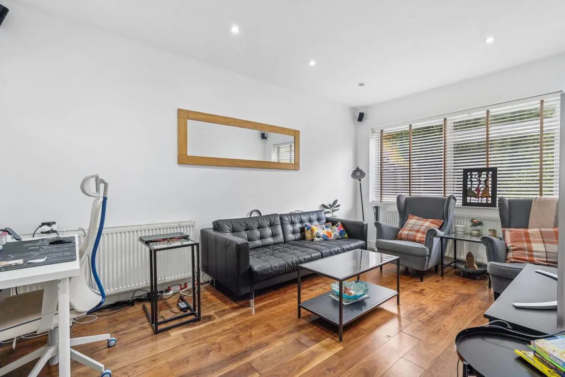 Eastern Avenue, Pinner, HA5, photo 5