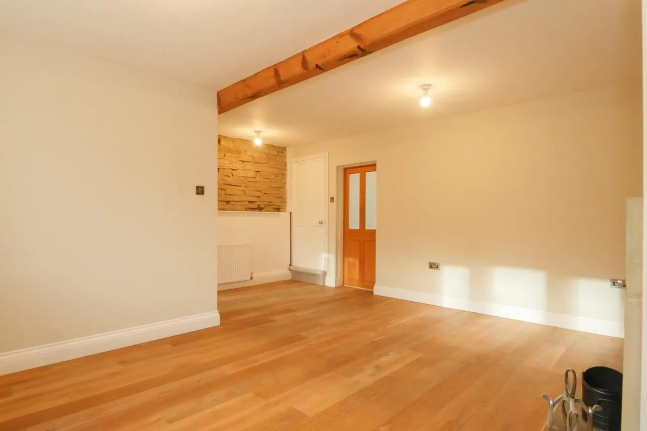 Woodfield Terrace, Pudsey, LS28, photo 8