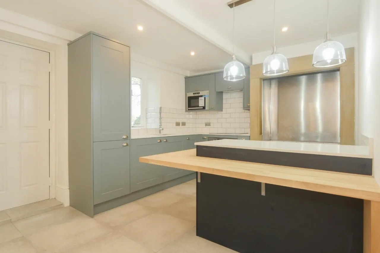 Woodfield Terrace, Pudsey, LS28, photo 2