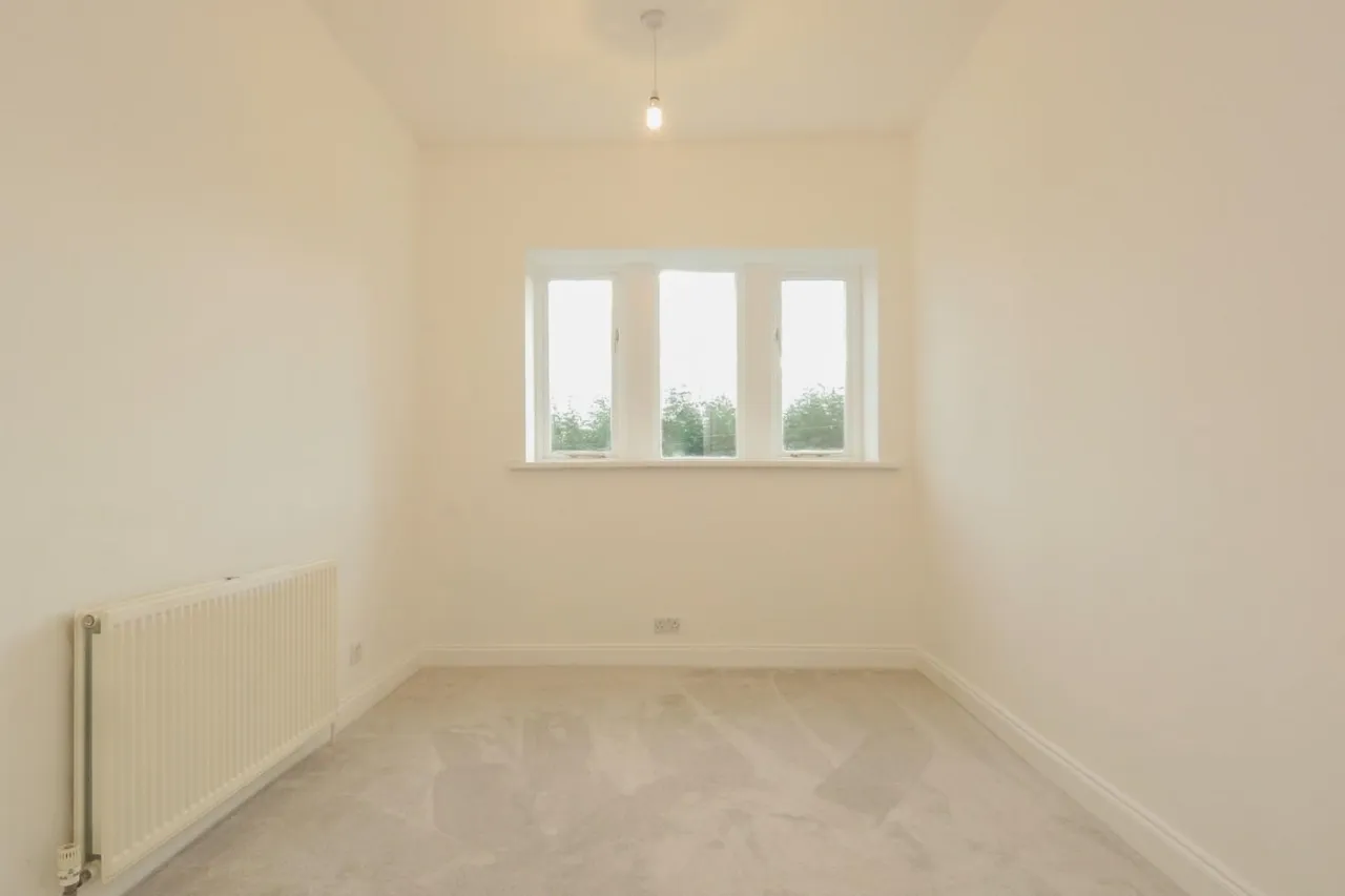 Woodfield Terrace, Pudsey, LS28, photo 10