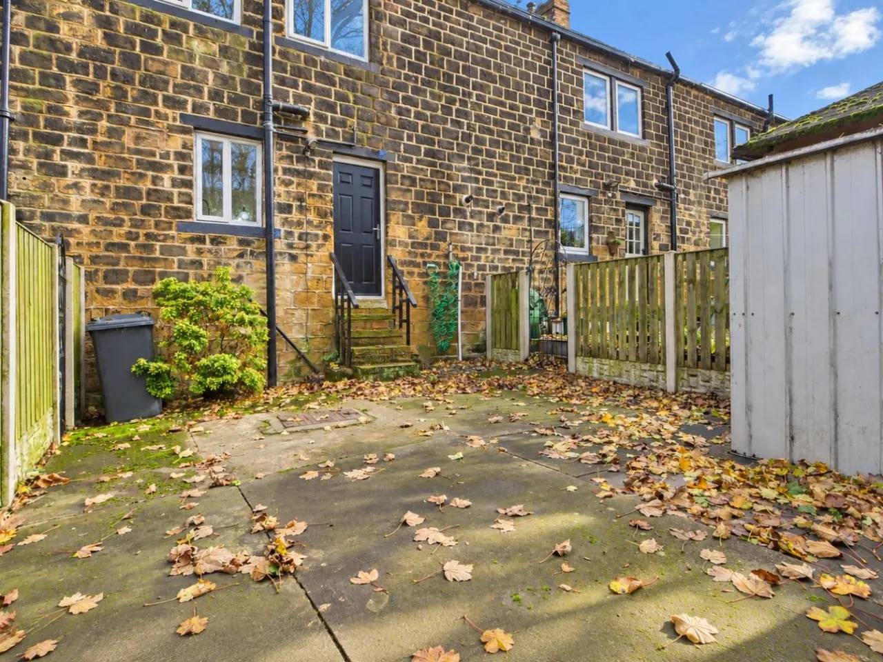 Woodfield Terrace, Pudsey, LS28, photo 20