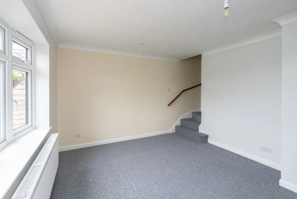 Barleymow Court, Betchworth, RH3, photo 8