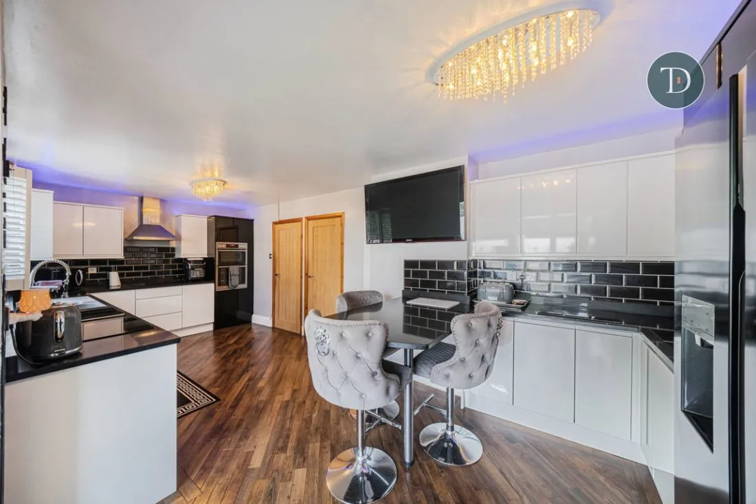 St. Andrews Road, Ellesmere Port, CH65 5DG, photo 12