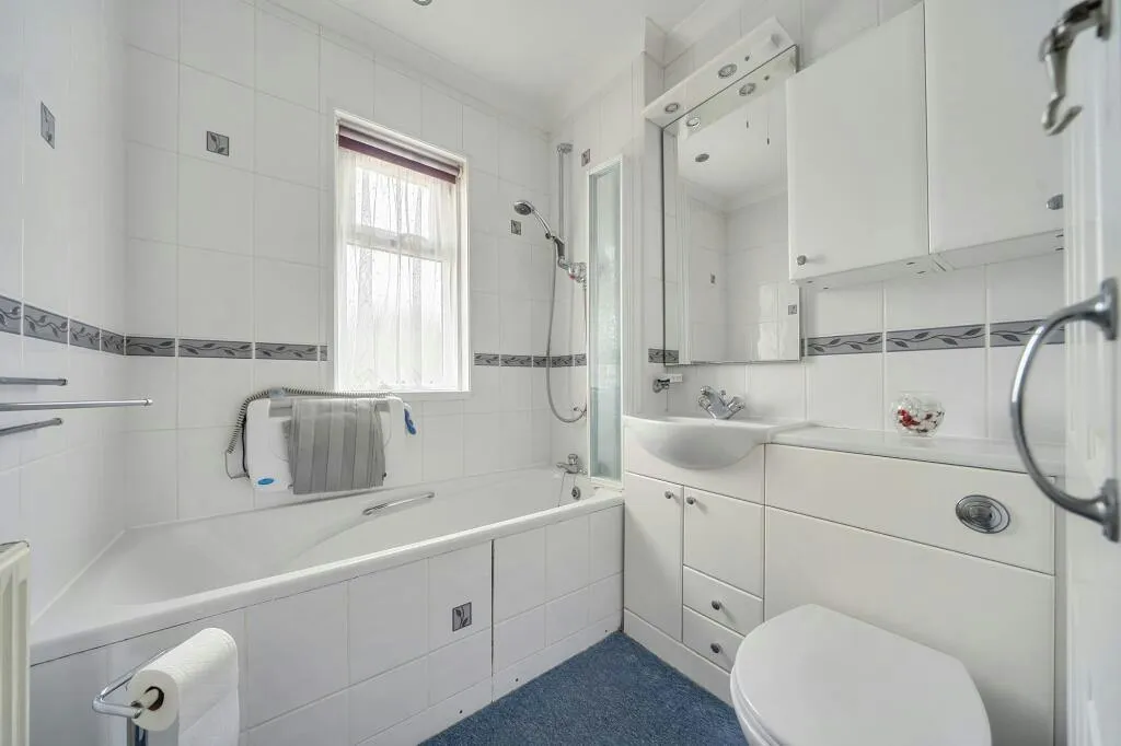 Weston Lane, Southampton, SO19, photo 4