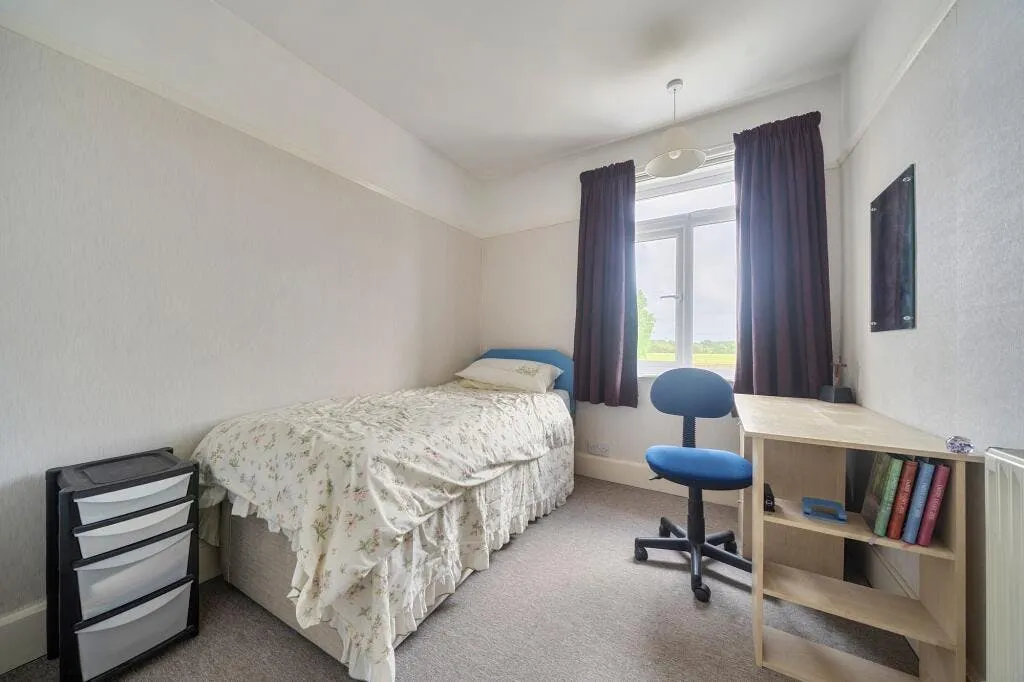 Weston Lane, Southampton, SO19, photo 10