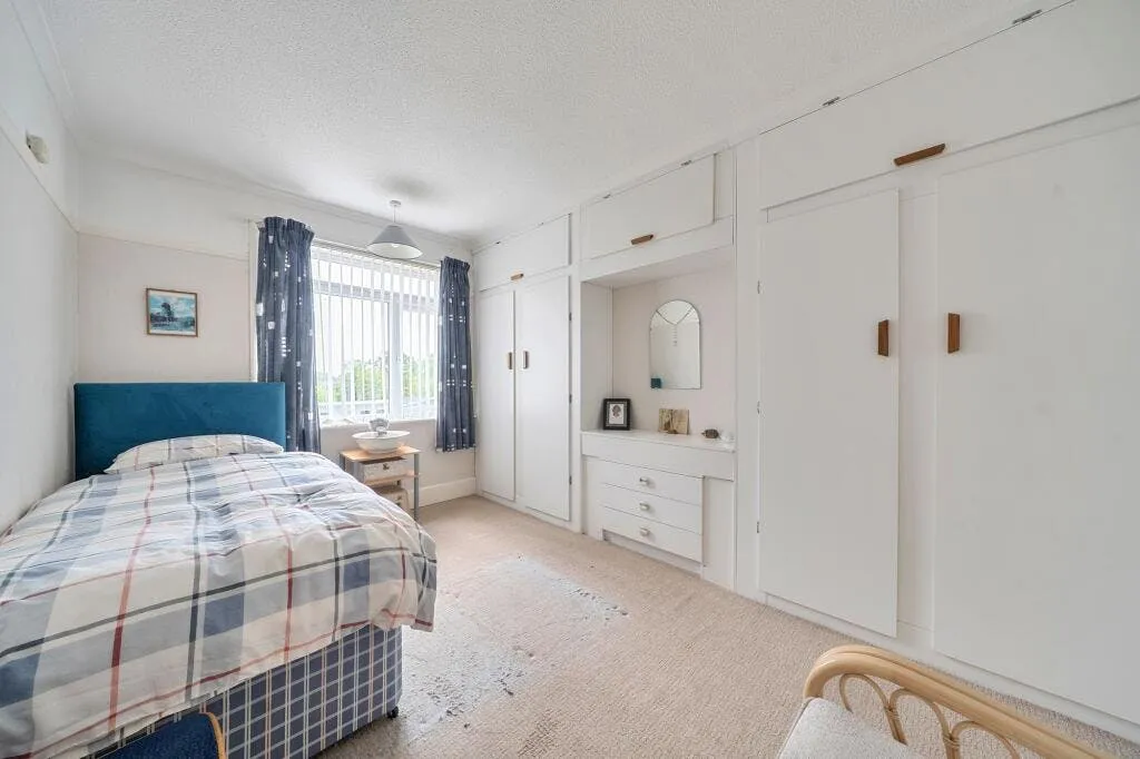 Weston Lane, Southampton, SO19, photo 9