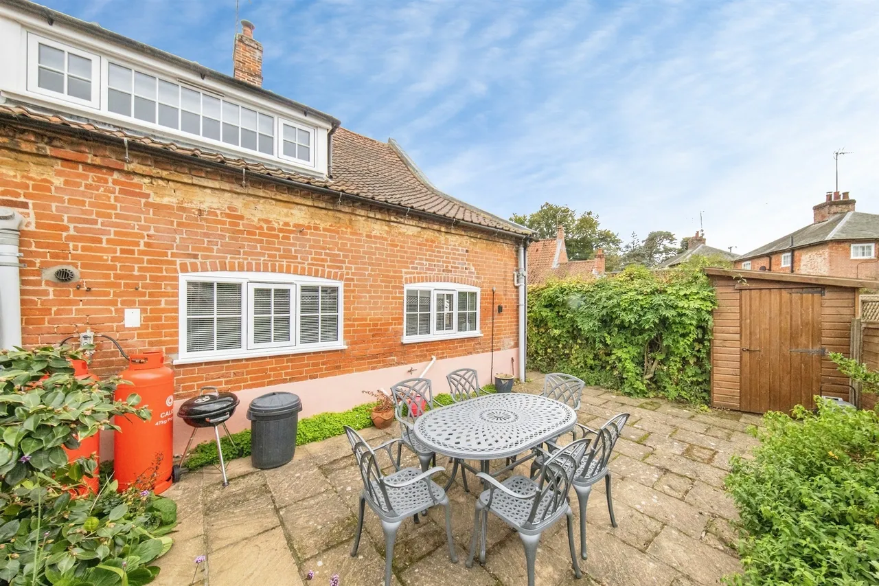 The Street, Shottisham, IP12, photo 16