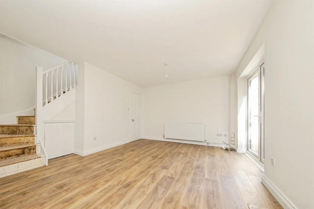 Stable Close, Stanway, COLCHESTER, photo 4