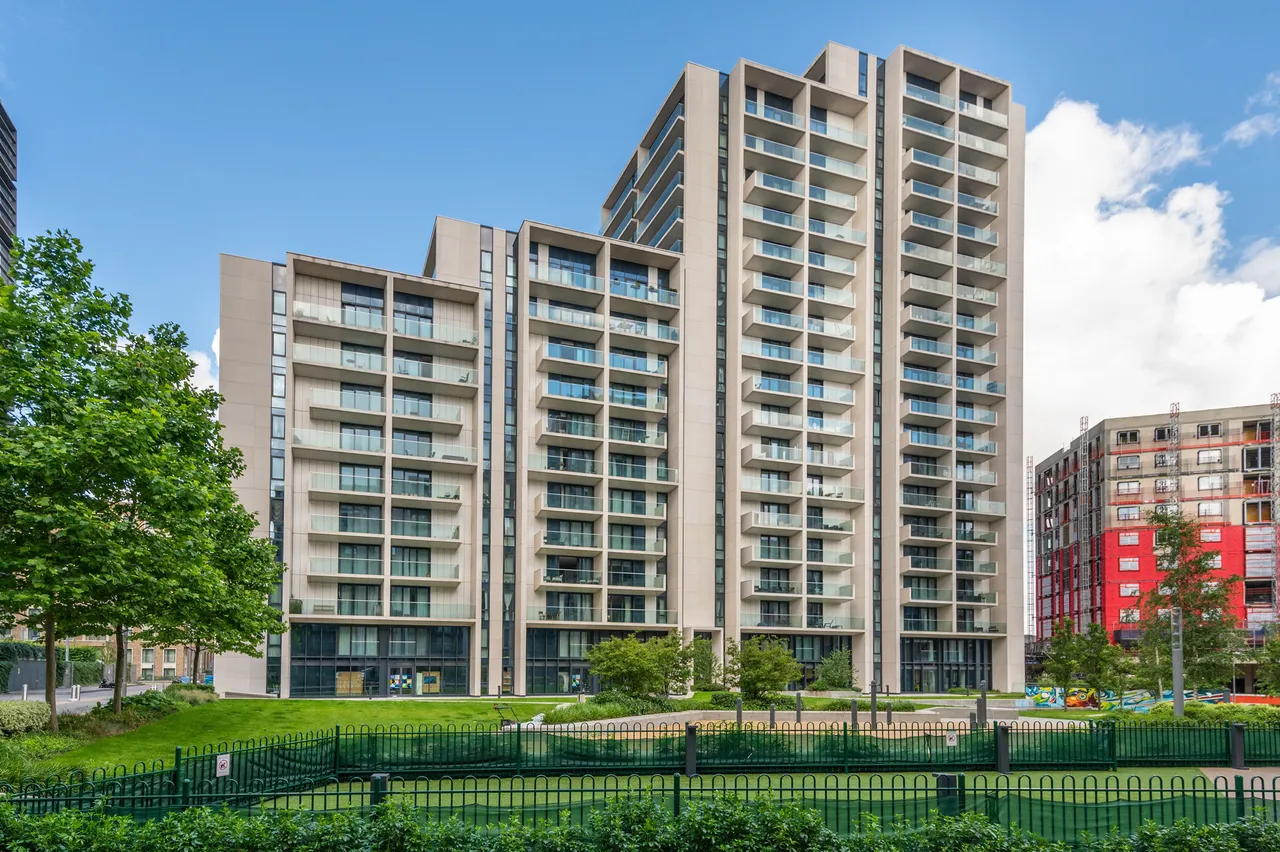 18 Pienna Apartments, 2 Elvin Gardens, Wembley, photo 12