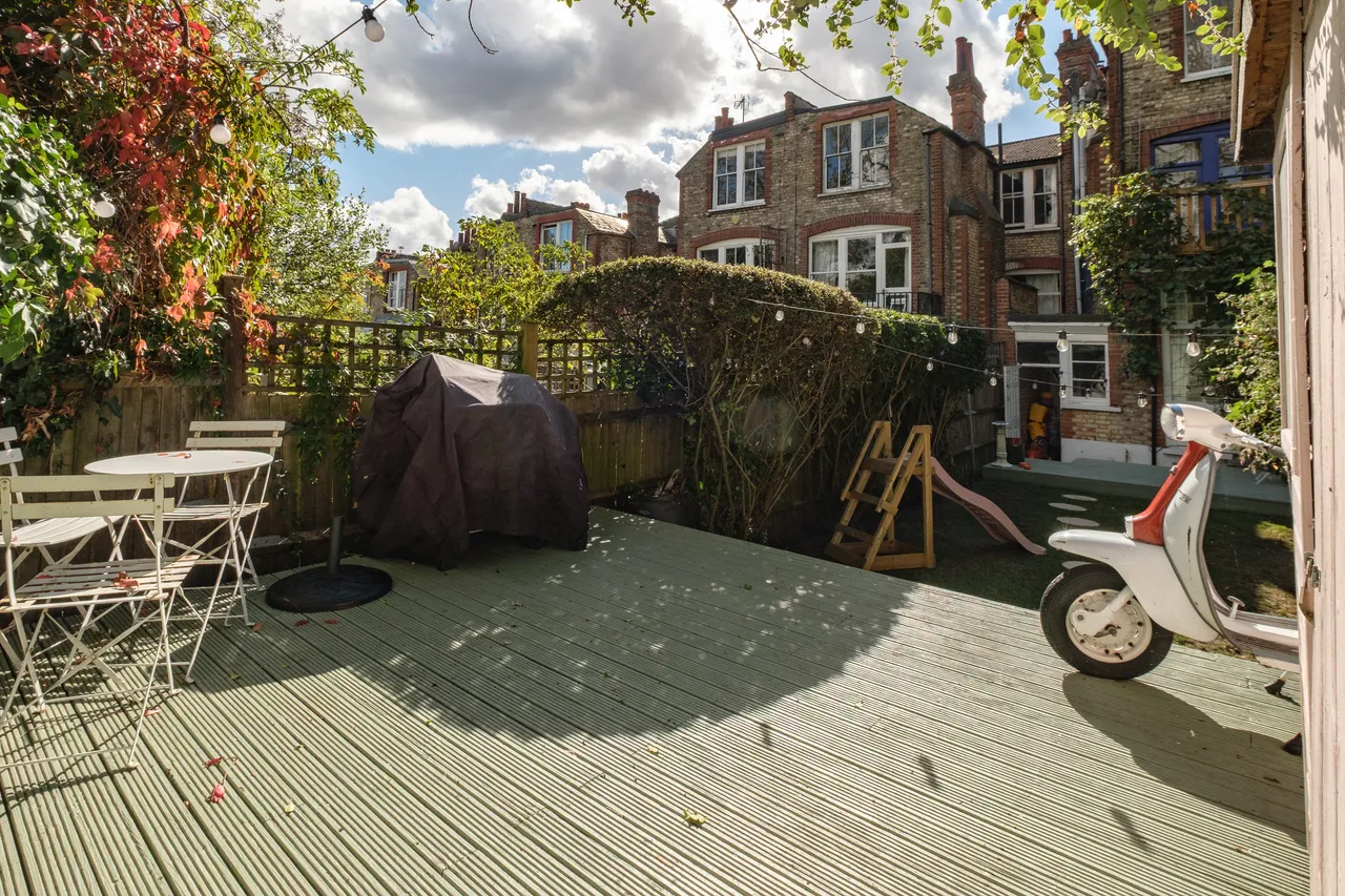 Hillfield Park, London, N10, photo 18