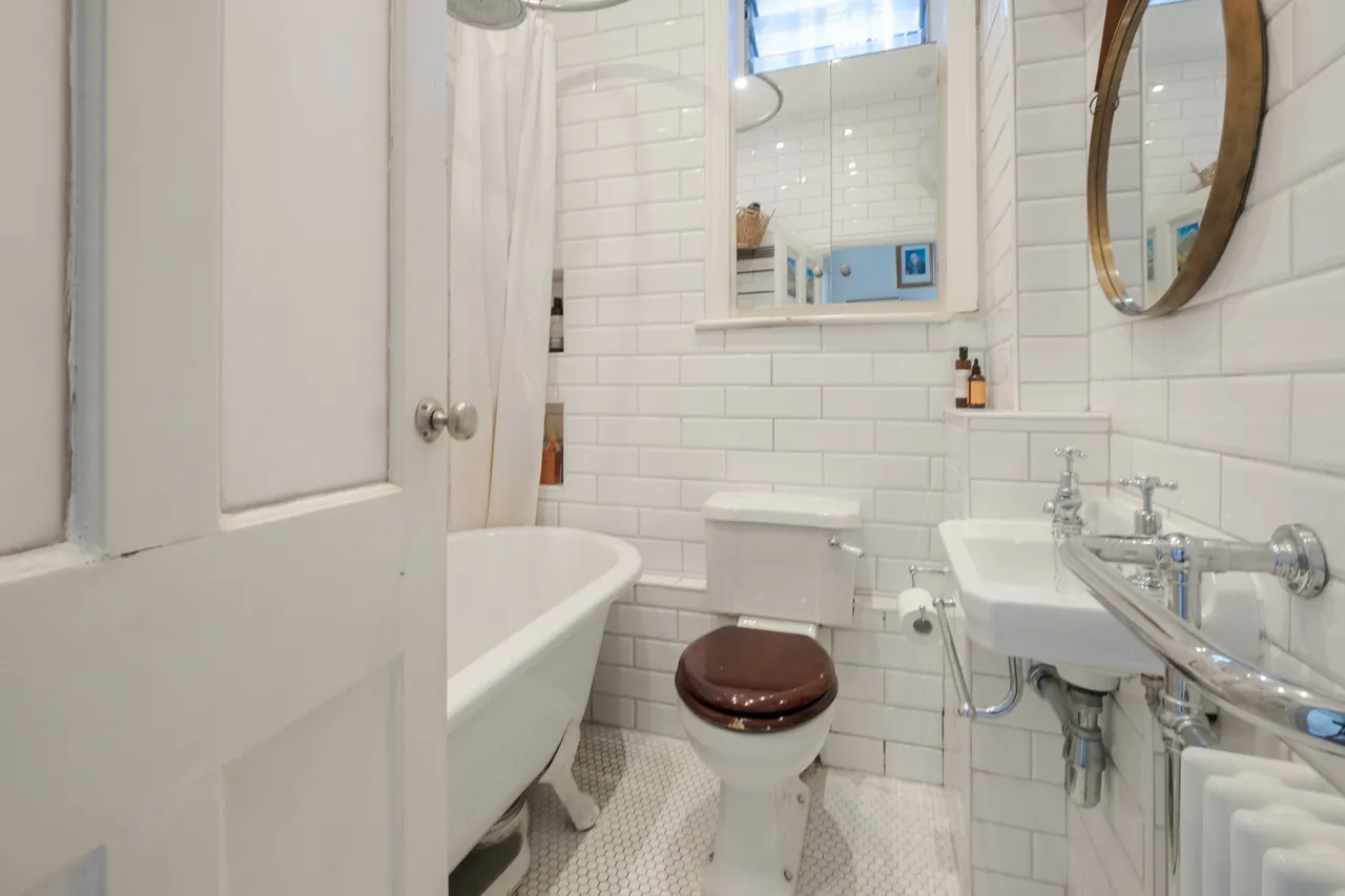 Hillfield Park, London, N10, photo 14
