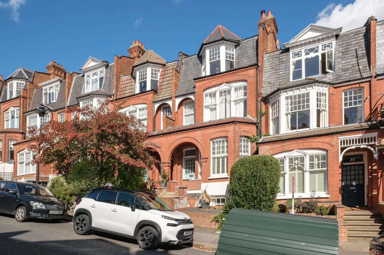 Hillfield Park, London, N10, photo 21