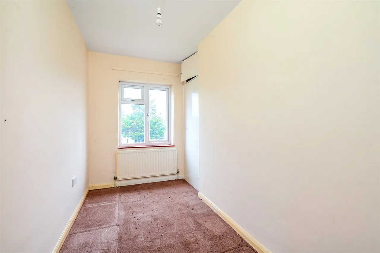 Hamesmoor Road, Mytchett, Camberley, Surrey, GU16 6JD, photo 9
