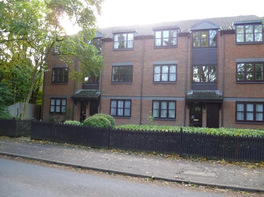Horseshoe Lane, Watford, photo 7