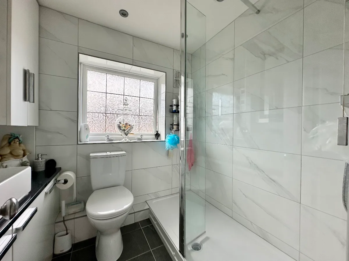 Melksham Drive, Harold Hill, photo 11