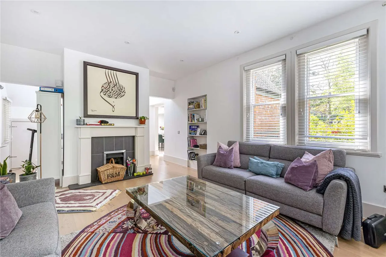 Buckhurst Road, Sunninghill, Berkshire, SL5 7QA, photo 5