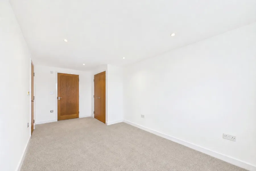 Aspect, Camberley, GU15, photo 6