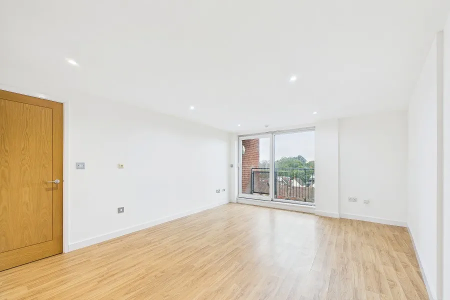 Aspect, Camberley, GU15, photo 5