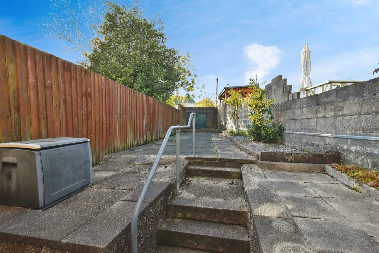 Cwmneol Place, Aberdare, CF44, photo 15
