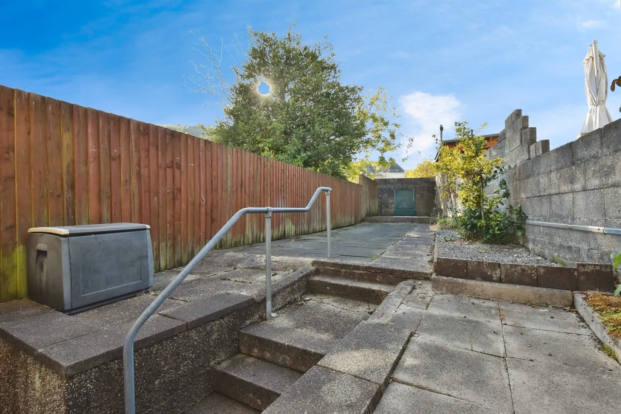 Cwmneol Place, Aberdare, CF44, photo 17