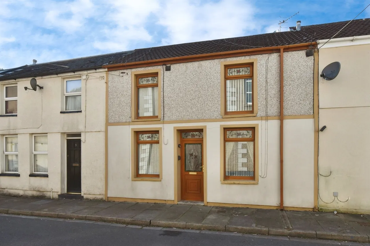 3 bed house for sale, Cwmneol Place, Aberdare, CF44