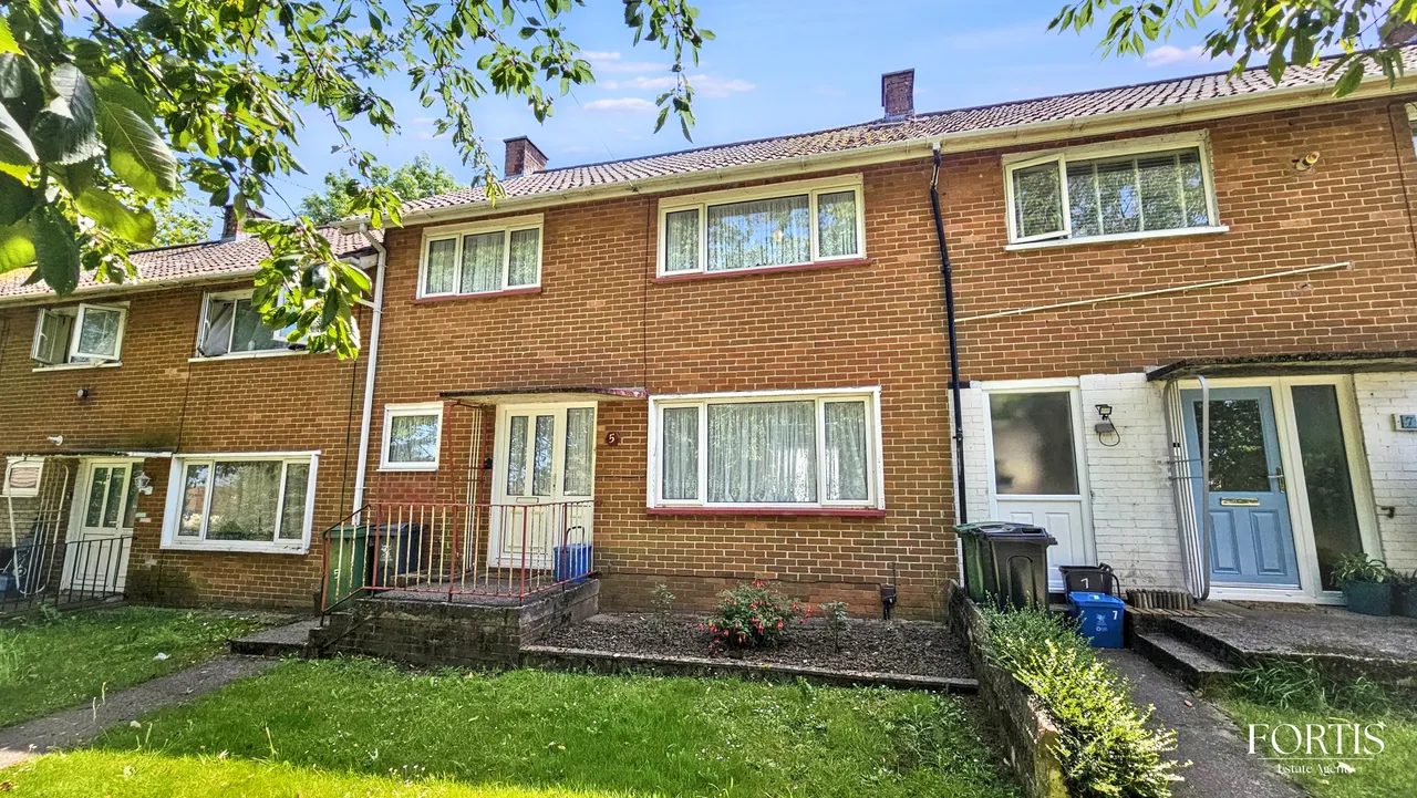 3 bed house for sale — Willowdale Road, Cardiff, CF5