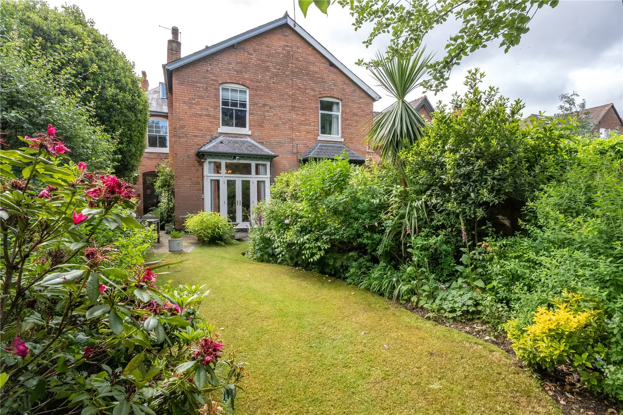 Grove Avenue, Moseley, Birmingham, B13 9RU, photo 2