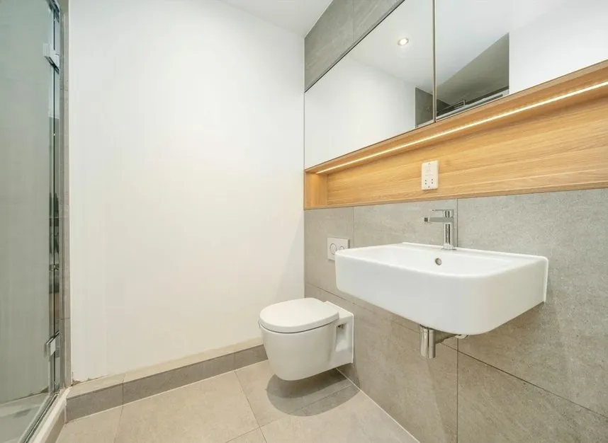 Highgate Hill, Archway, N19, photo 5