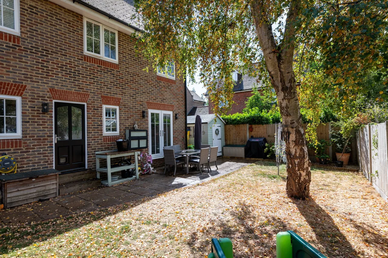 Maidstone Road, Paddock Wood, TN12, photo 16