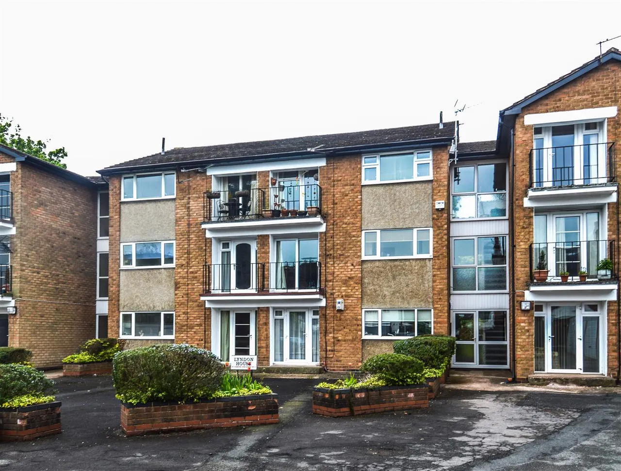 2 bed flat to rent, Conifer Drive, Northfield, B31
