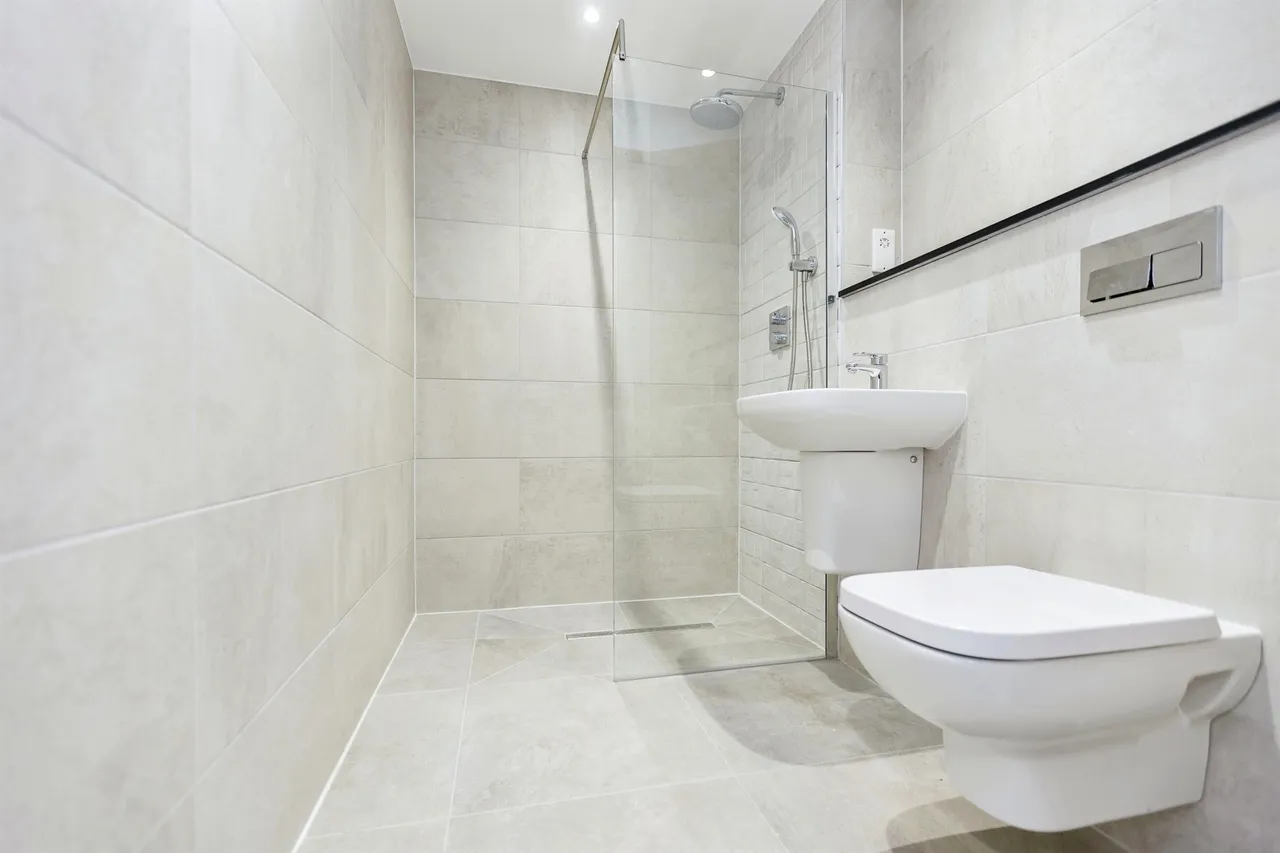 Melton Road, Leicester, LE4, photo 5