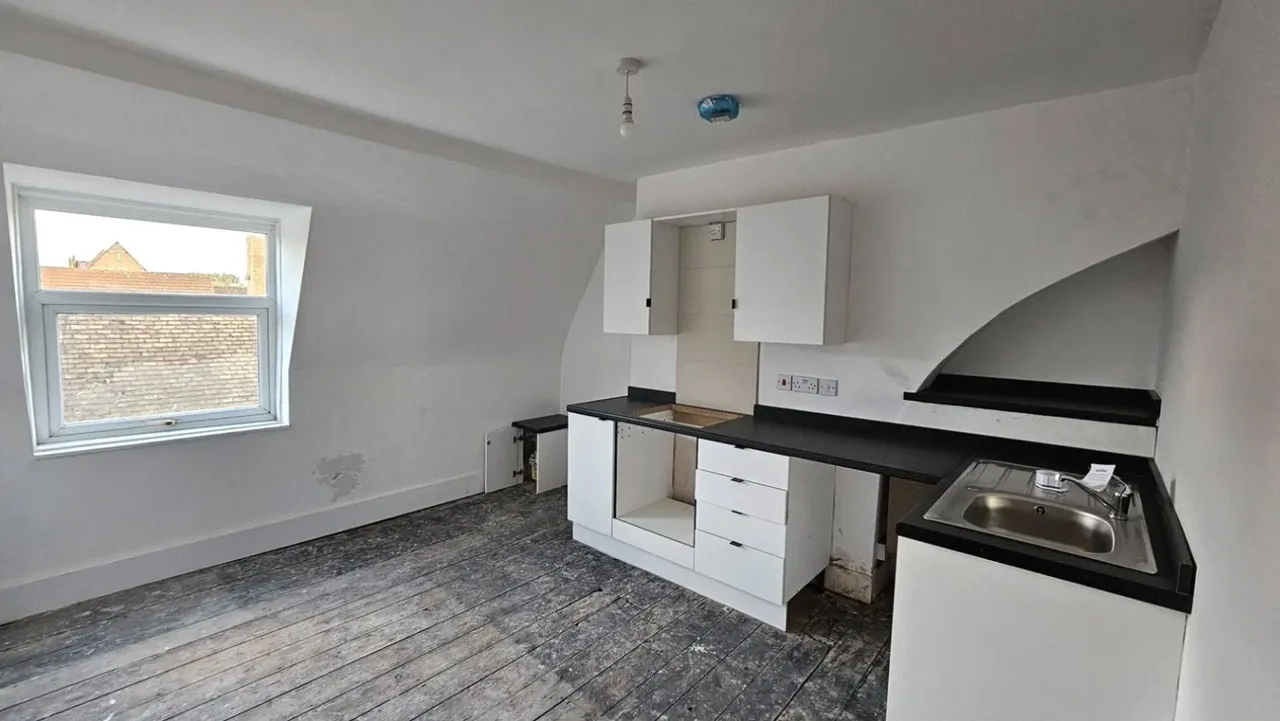 Ellel Grove, Liverpool, L6, photo 3