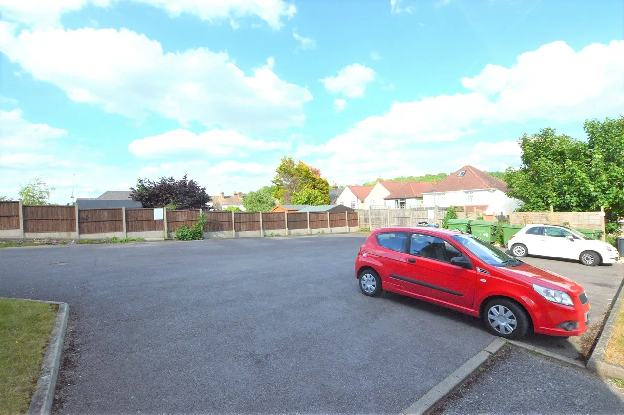 Wilton Road, Redhill, RH1 6QR, photo 6