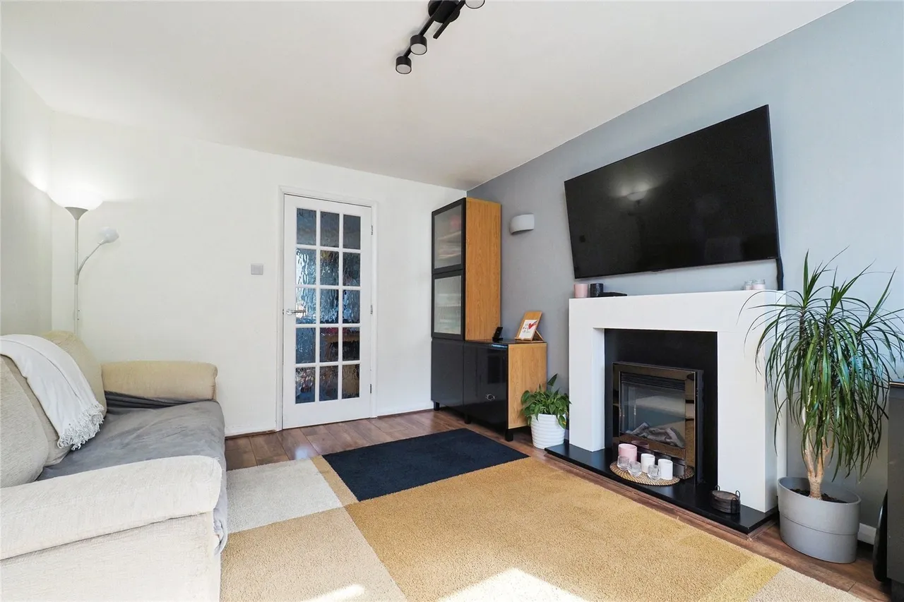 Alford Close, Beeston, Nottingham, Nottinghamshire, NG9, photo 6