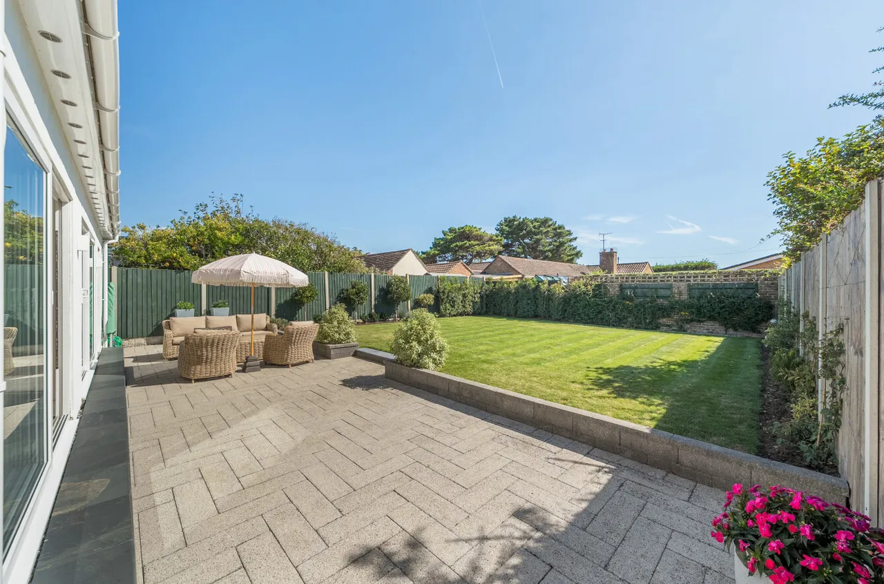 Beehive Lane, Ferring, BN12, photo 13