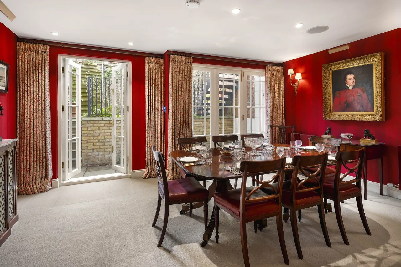 Brompton Square, Knightsbridge, London, SW3 2AD, photo 10