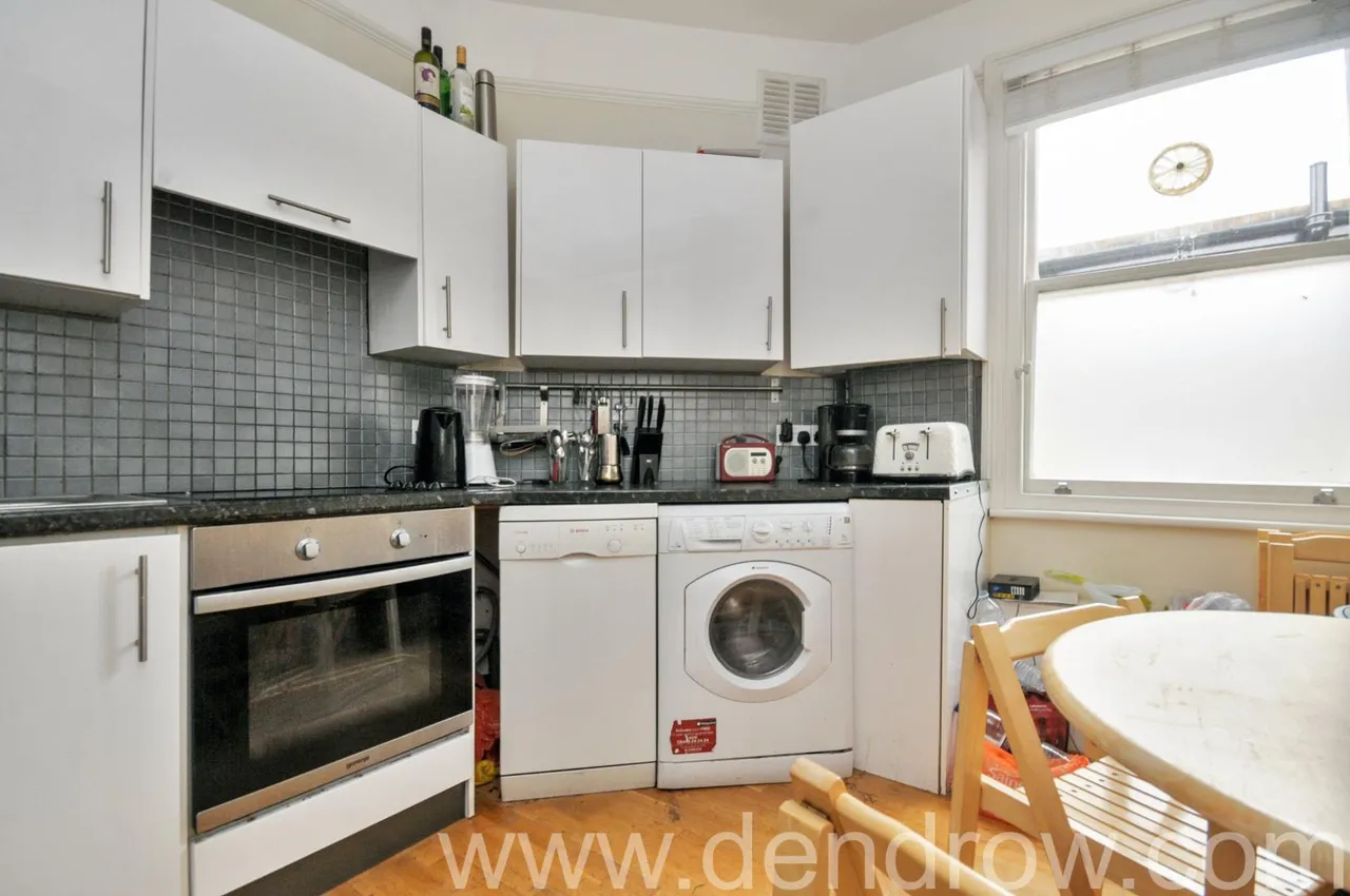 Delaware Road, Maida Vale, London, W9 2LH, photo 2