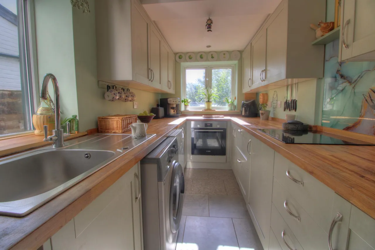 Gipsy Lane, Wokingham, RG40, photo 3