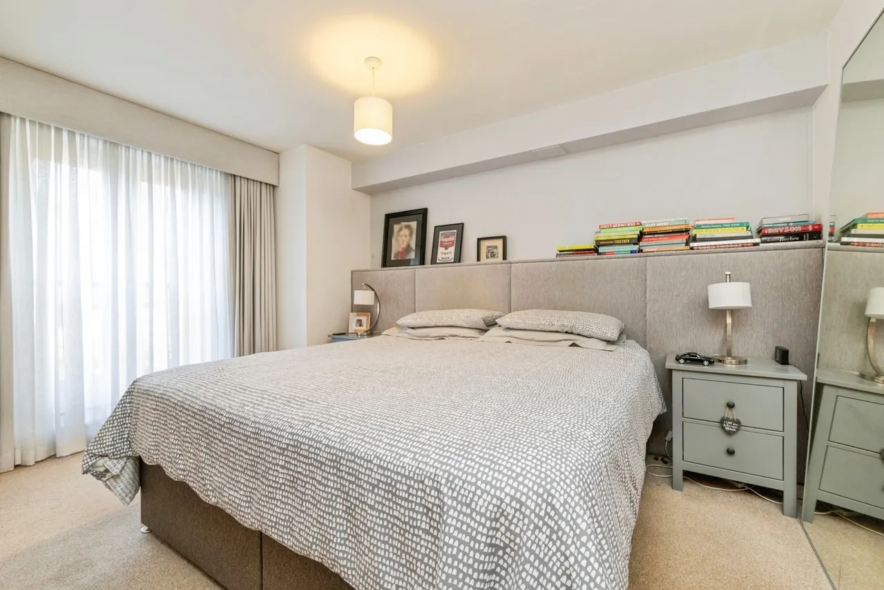 The Avenue, Washington, NE38, photo 11