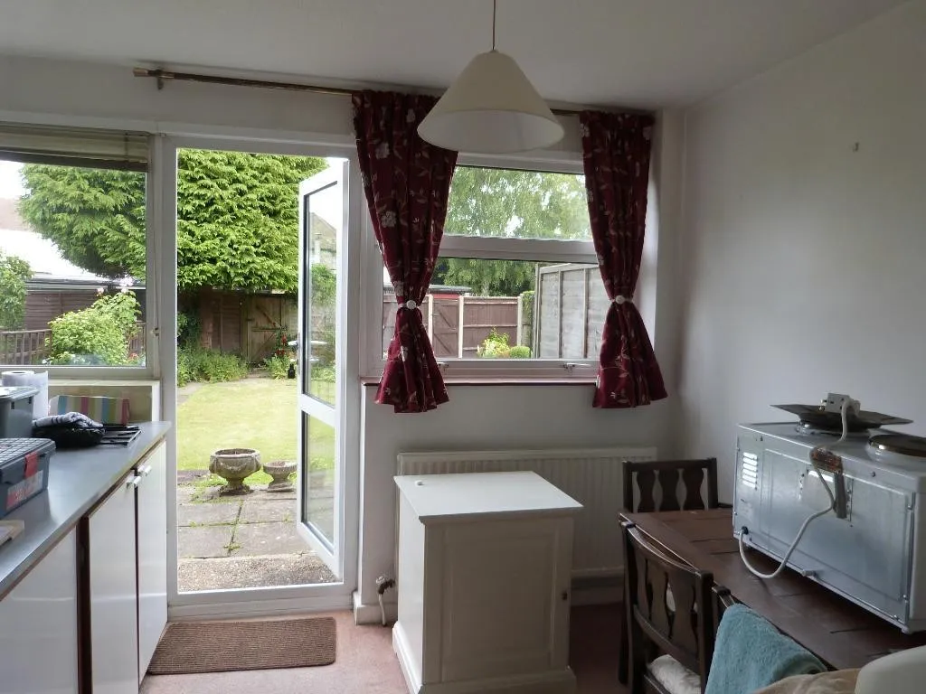 Martin Close, Warlingham, photo 3