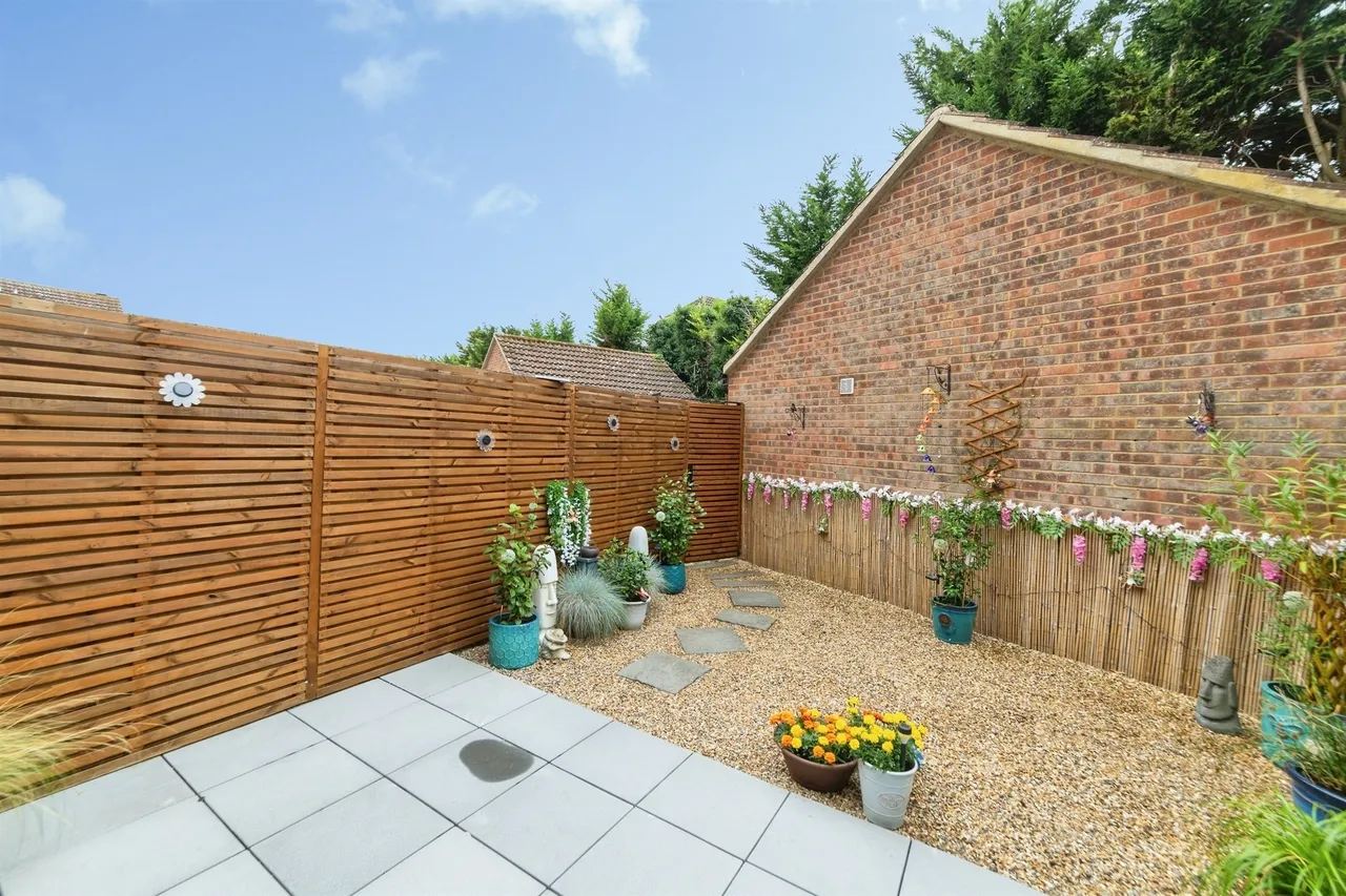 Lamb Meadow, Arlesey, SG15, photo 17