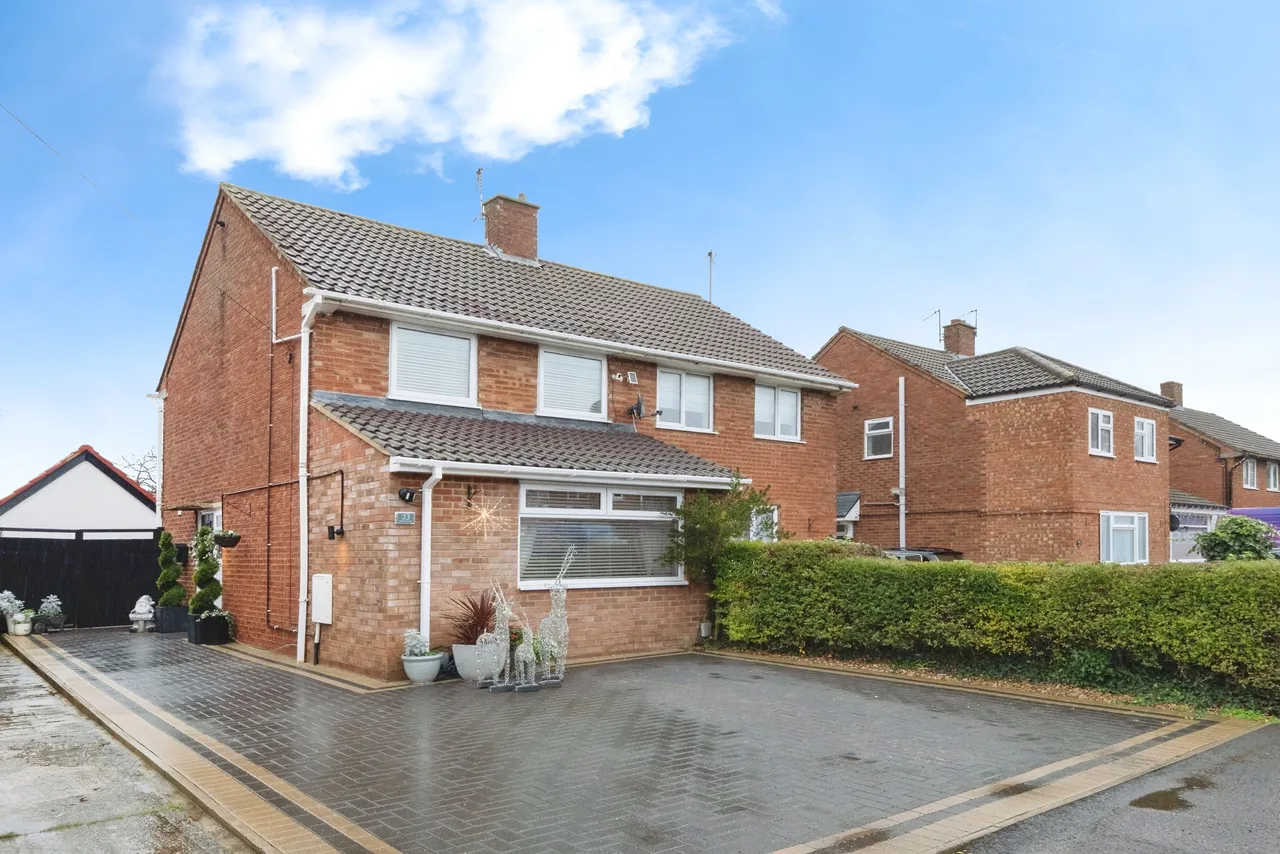 York Close, Barton-Le-Clay, MK45, photo 2