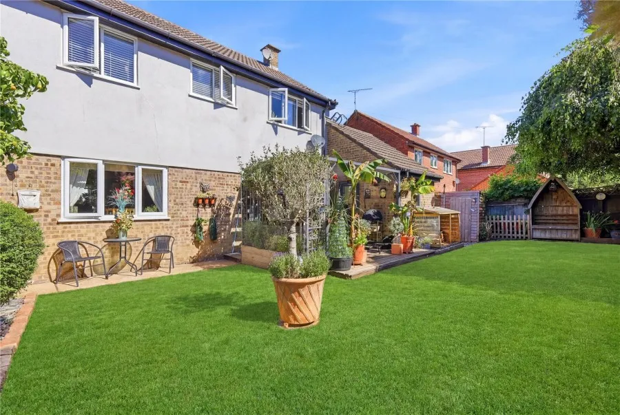 with 4 bedrooms in Steeple Bumpstead, Haverhill, CB9, photo 10
