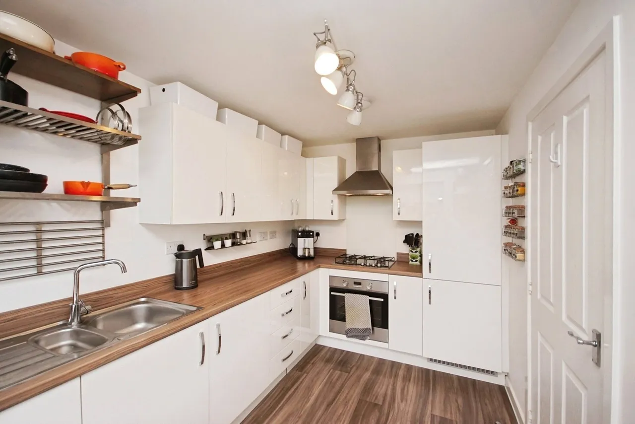 Buttercup Crescent, Lyde Green, Bristol, BS16, photo 5