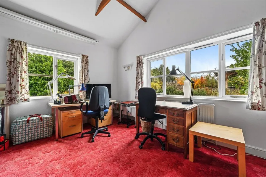 with 5 bedrooms in Harston, Cambridge, CB22, photo 35