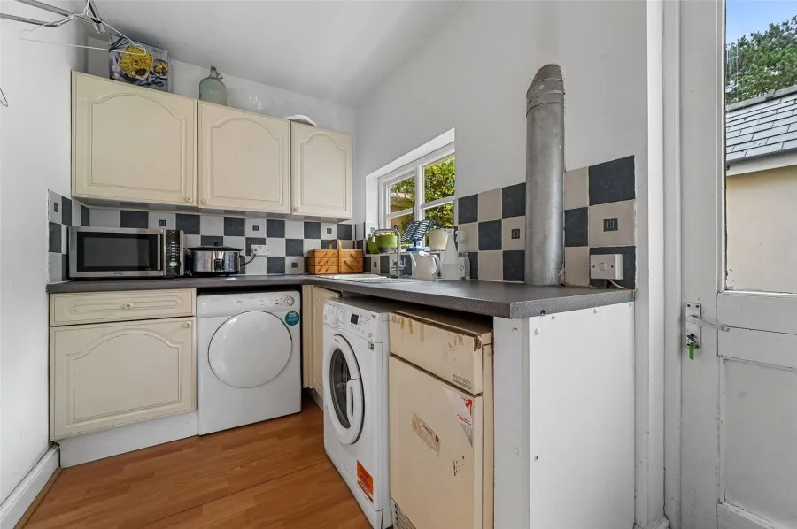 with 5 bedrooms in Harston, Cambridge, CB22, photo 29