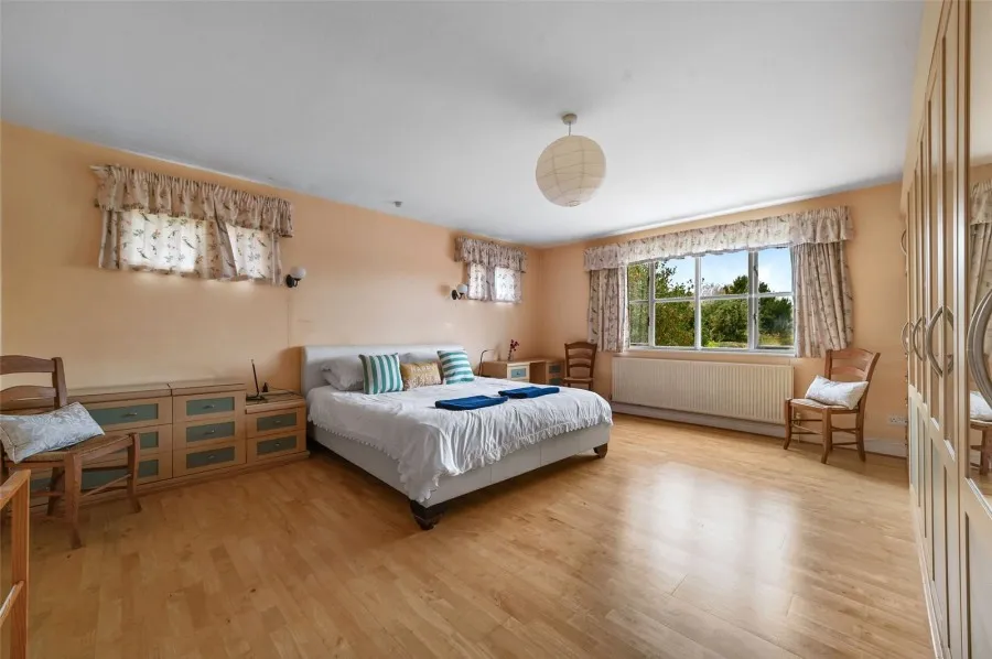 with 5 bedrooms in Harston, Cambridge, CB22, photo 13
